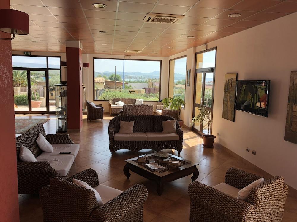 Residence Hotel Antica Perla San Leone Exterior photo